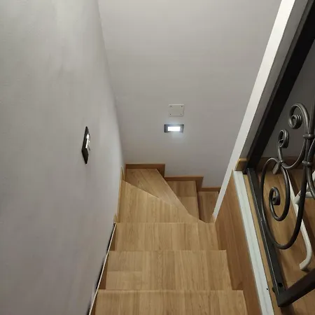 Apartment Daniela Zinghouse